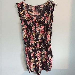 Cute floral shorts romper